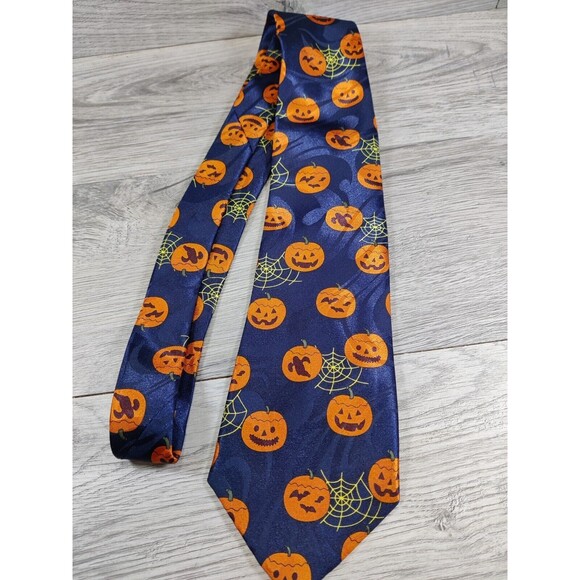 Steven Harris Other - Steven Harris Hand Made Halloween Men's Necktie Jack-o-lanterns & Spider Webs